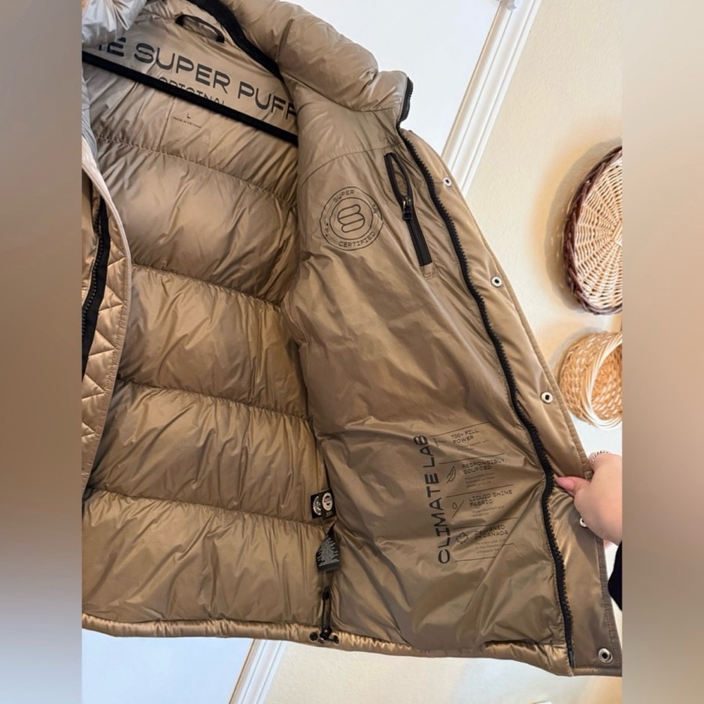 Brand New Aritzia SuperPuff - Liquid Shine | Size: L, Color: Modern Taupe - Picture 5 of 9